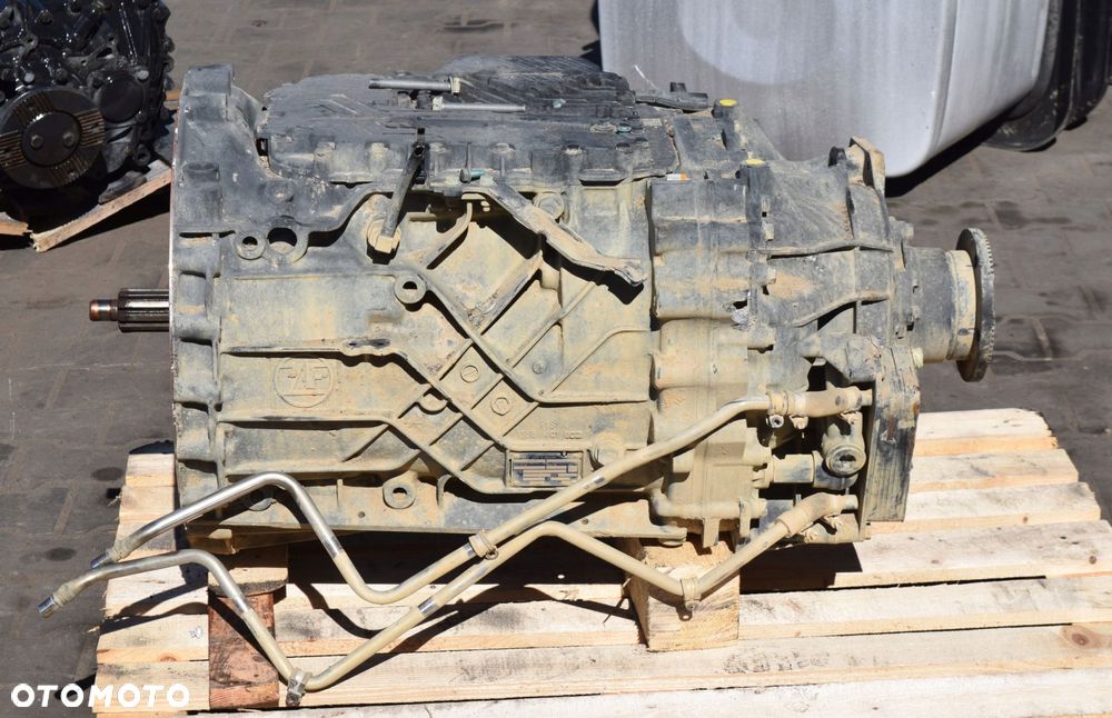 SKRZYNIA BIEGÓW ZF TRAXON 12 TX 2820 TO MAN - 3