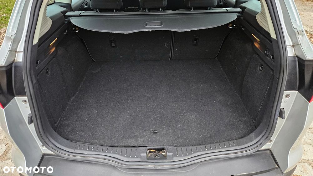Ford Focus 1.6 SYNC Edition - 14