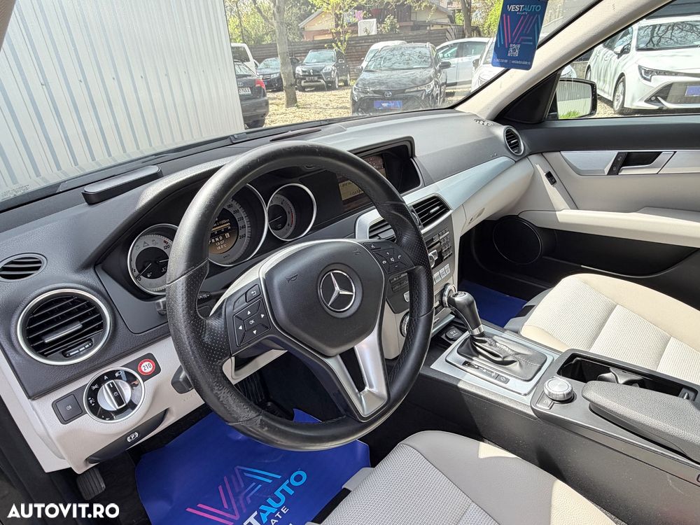 Mercedes-Benz C 250 CDI 4-Matic BlueEFFICIENCY - 30