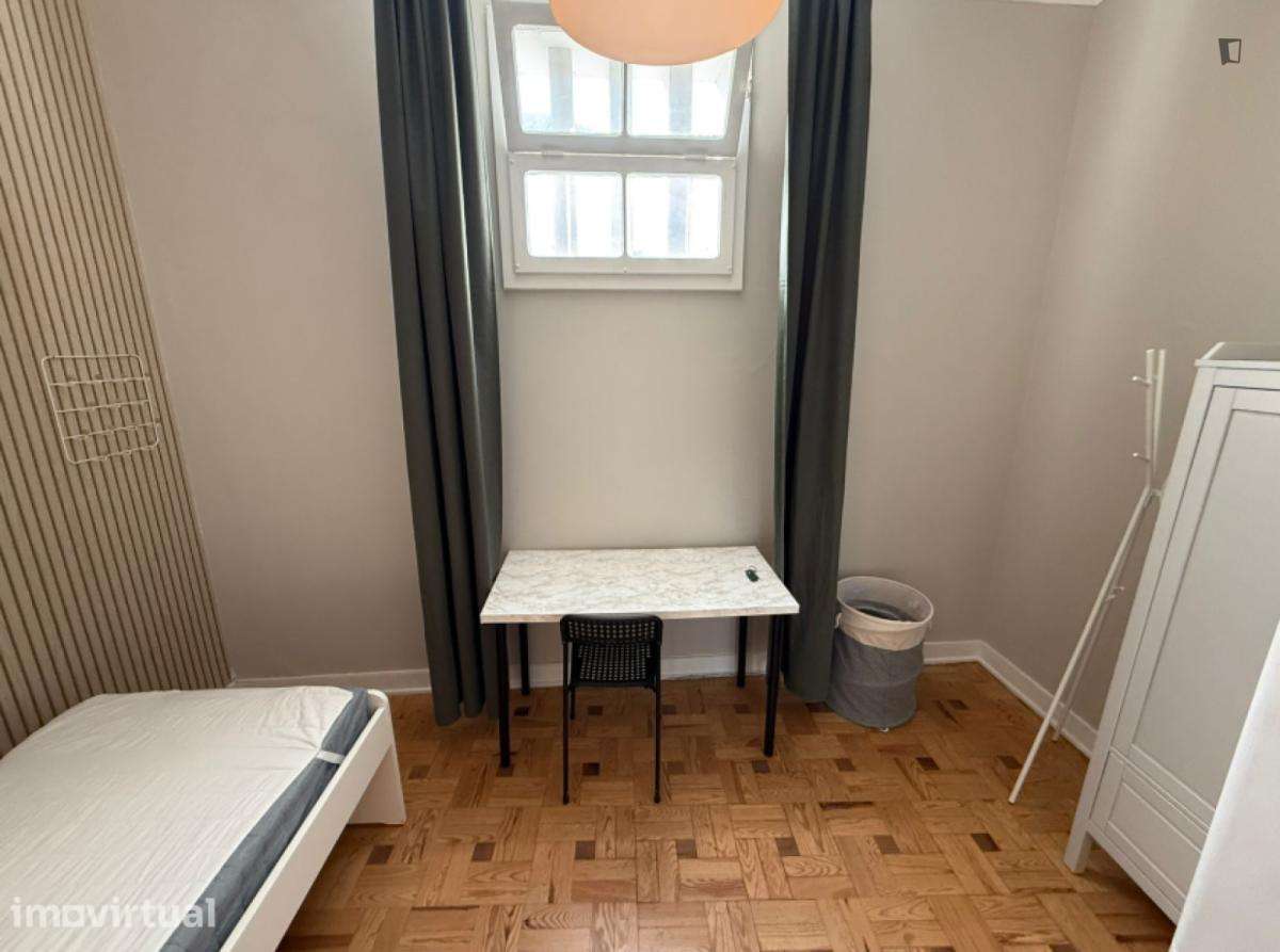 Quarto - localizado em Santarem - Grande imagem: 3/10