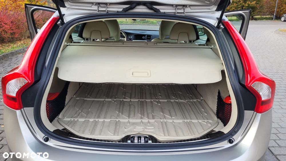 Volvo V60 T5 Drive-E Summum - 20