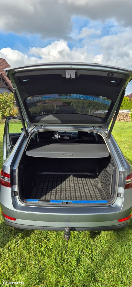 Skoda Superb 2.0 TDI 4x4 Style DSG - 14
