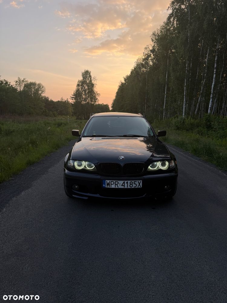 BMW Seria 3 325i - 1