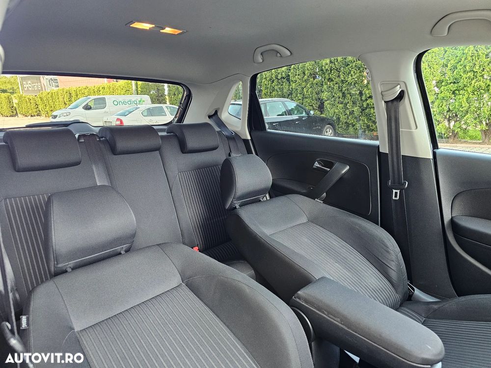 Volkswagen Polo 1.4 DSG Style - 16
