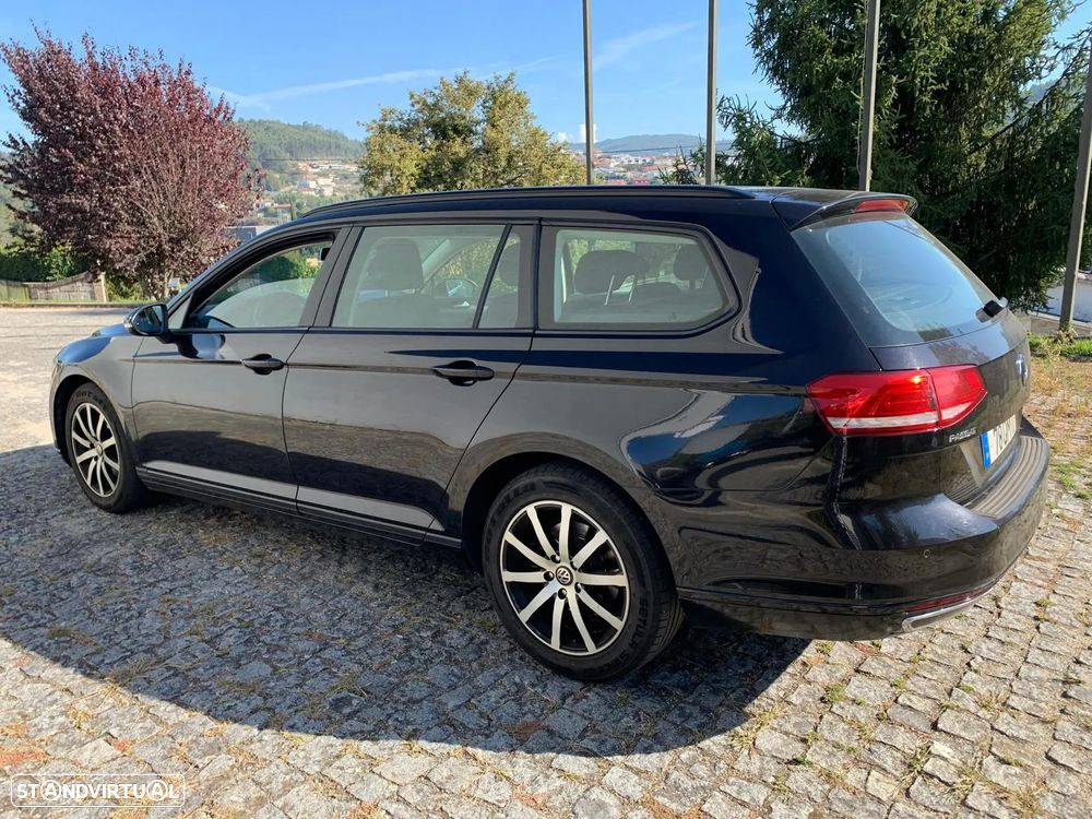 VW Passat Variant 1.6 TDI BlueMotion - 9
