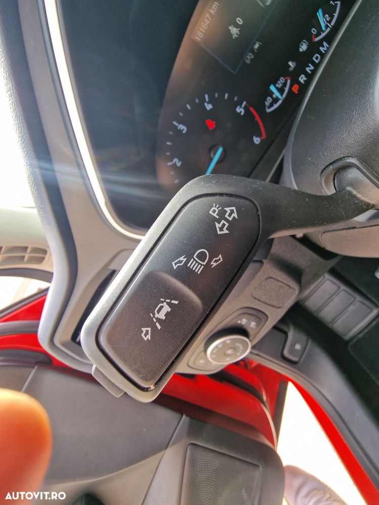 Ford Focus 2.0 EcoBlue Active - 11