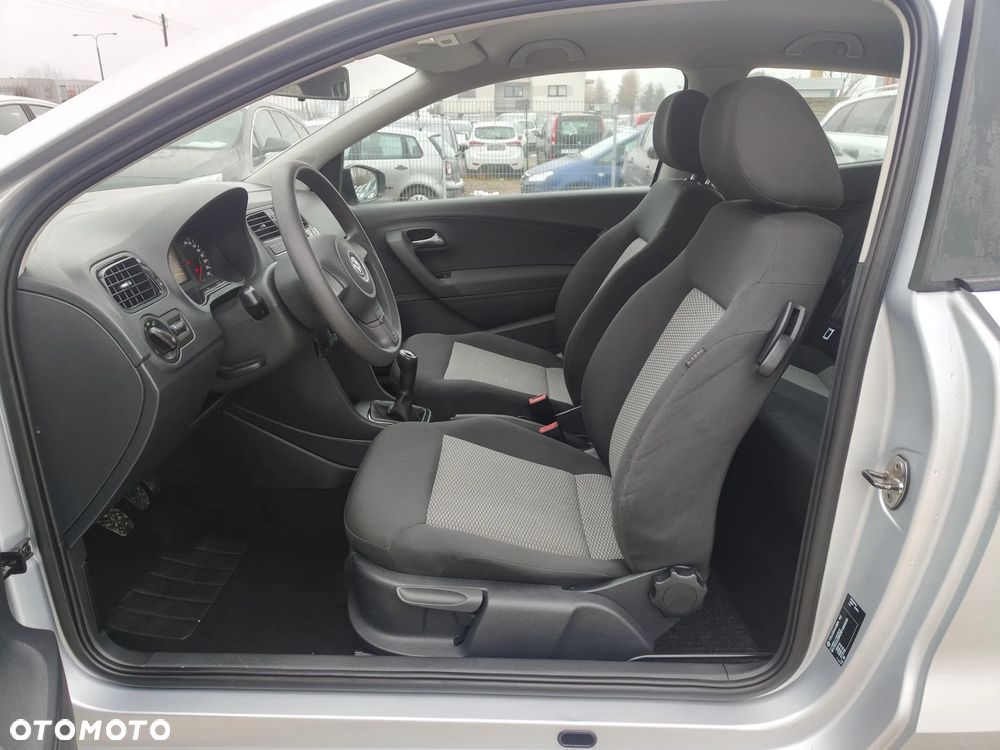Volkswagen Polo - 13