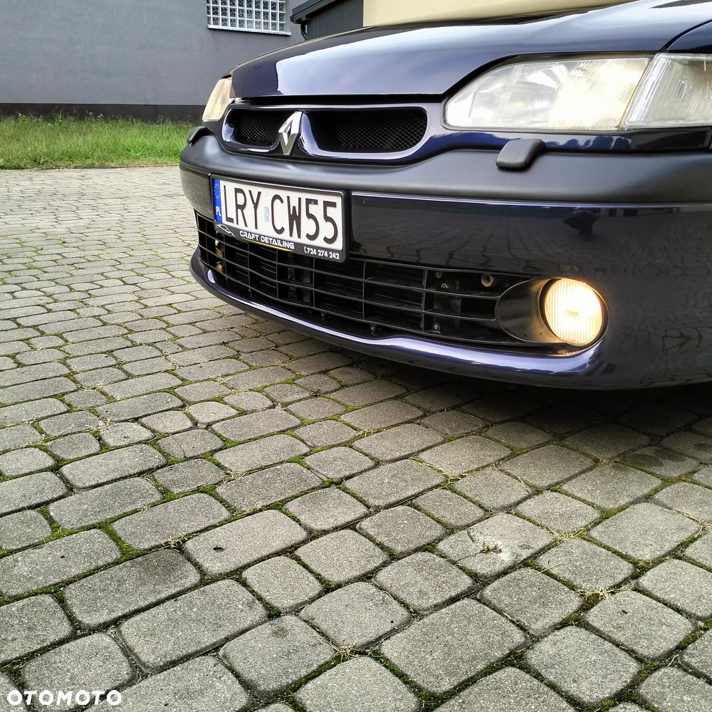 Renault Safrane - 5