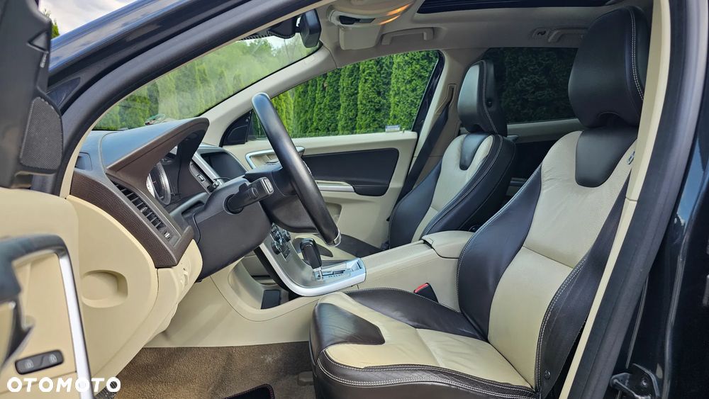 Volvo XC 60 - 14
