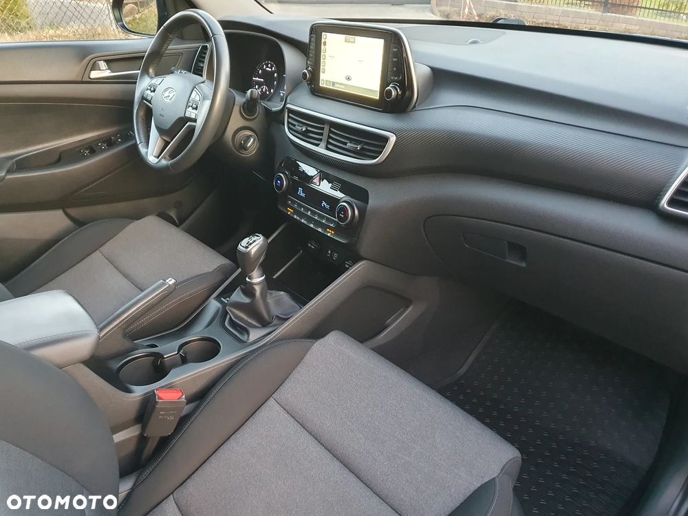 Hyundai Tucson 1.6 GDi 2WD Pure - 16