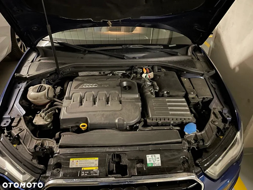 Audi A3 2.0 TDI Sportback (clean diesel) S line Sportpaket - 6