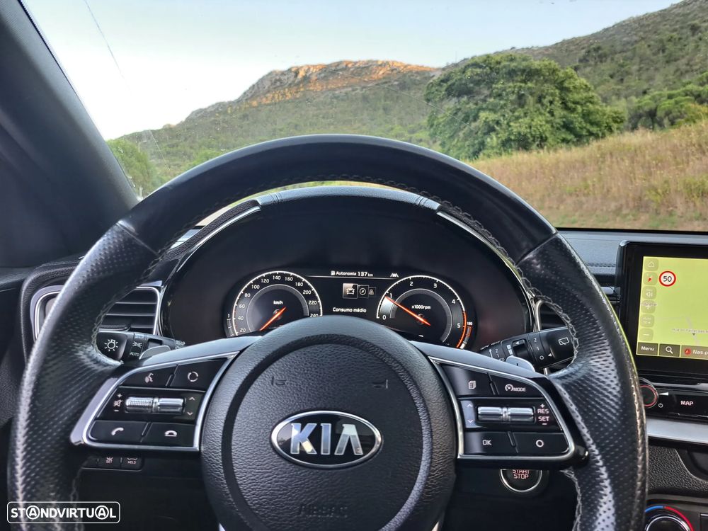 Kia ProCeed 1.6 CRDi GT Line+SRF 7DCT - 23