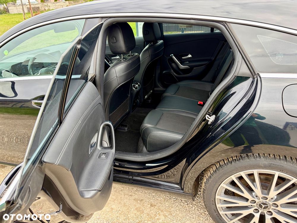 Mercedes-Benz CLA 200 d 8G-DCT Edition 2020 - 14