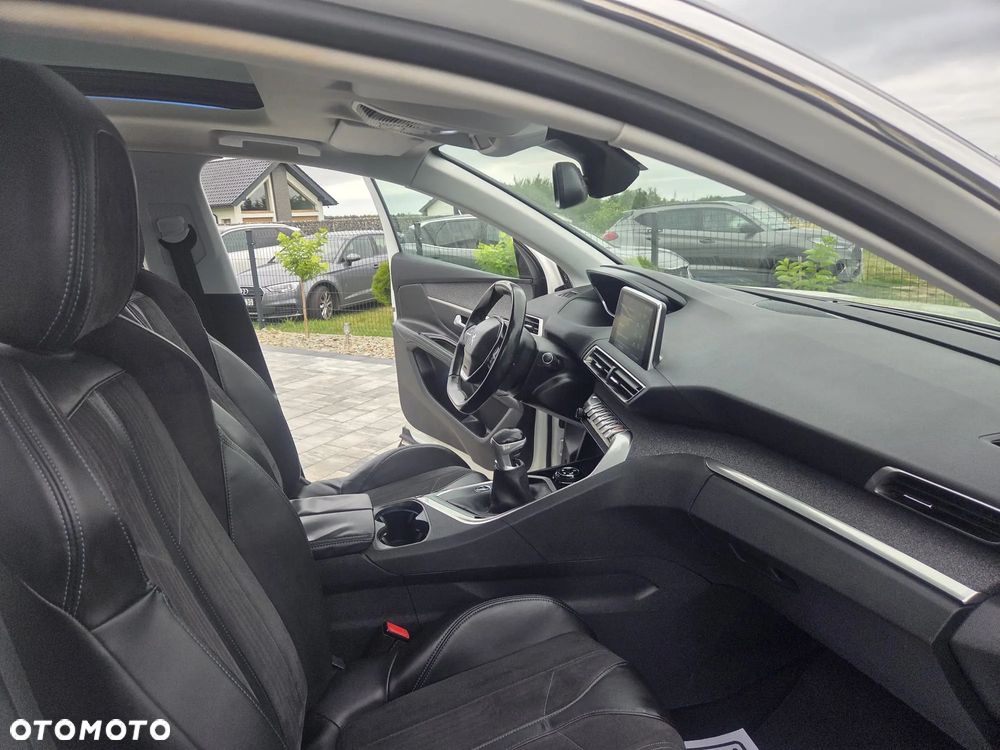 Peugeot 3008 1.2 PureTech GPF Crossway S&S EAT8 - 26