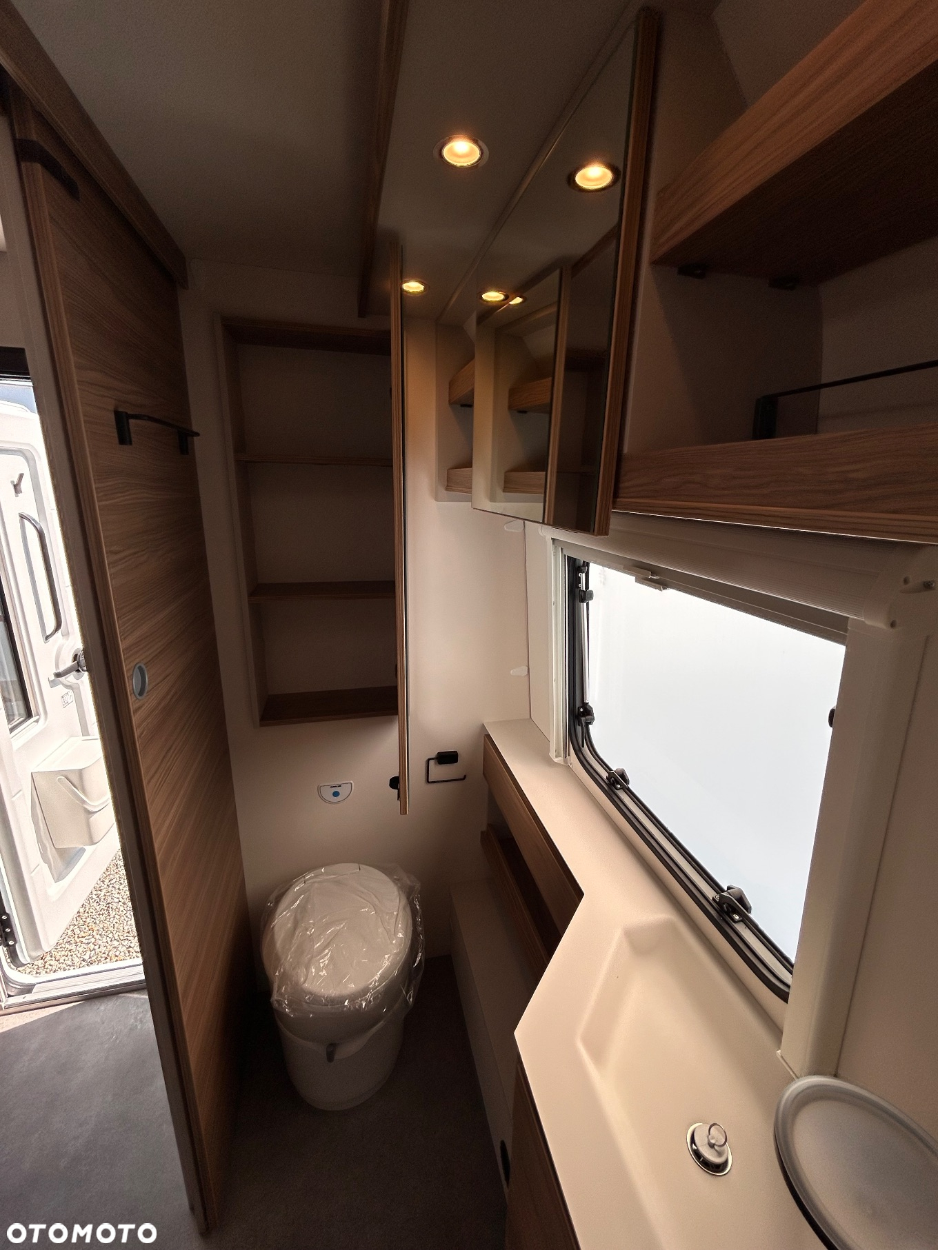 Dethleffs Nomad 490 EST - 17