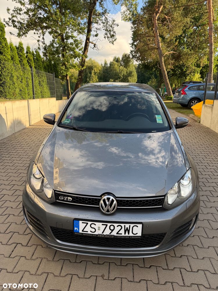 Volkswagen Golf 2.0 TDI DPF DSG Highline - 20