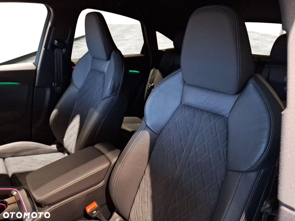 Audi Q5 Sportback - 16