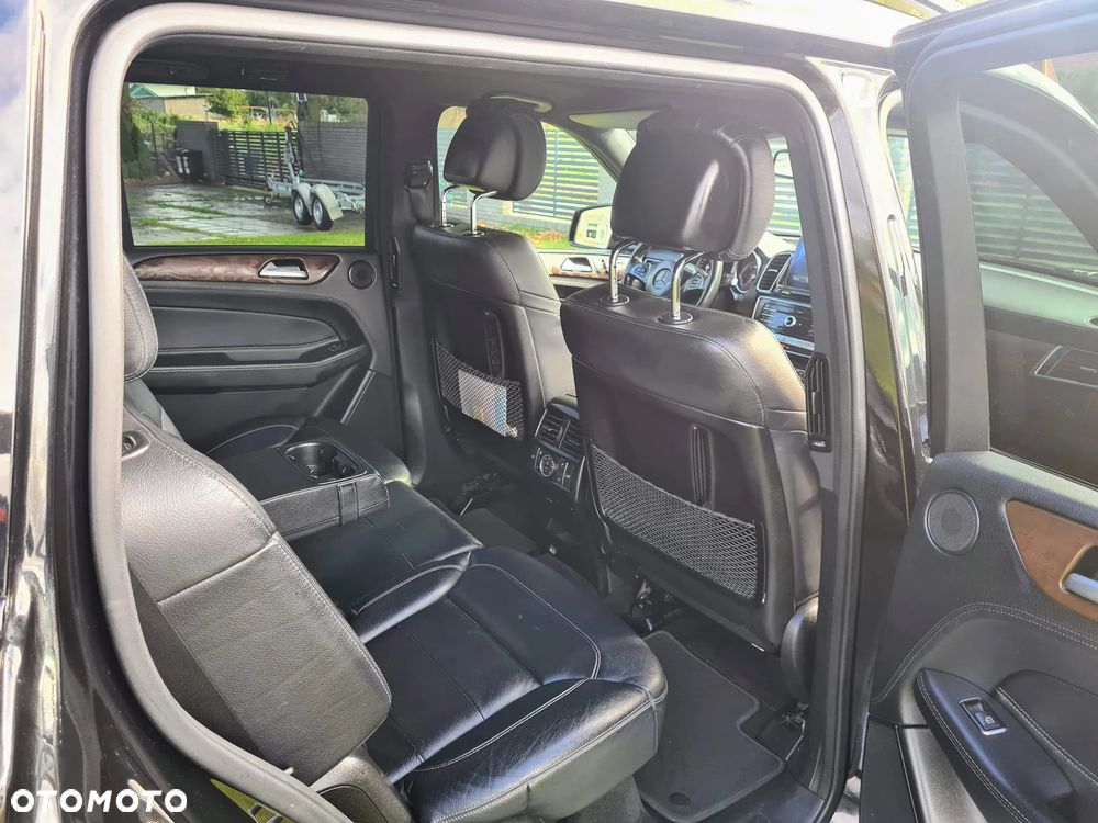 Mercedes-Benz GLS 350 d 4-Matic - 9
