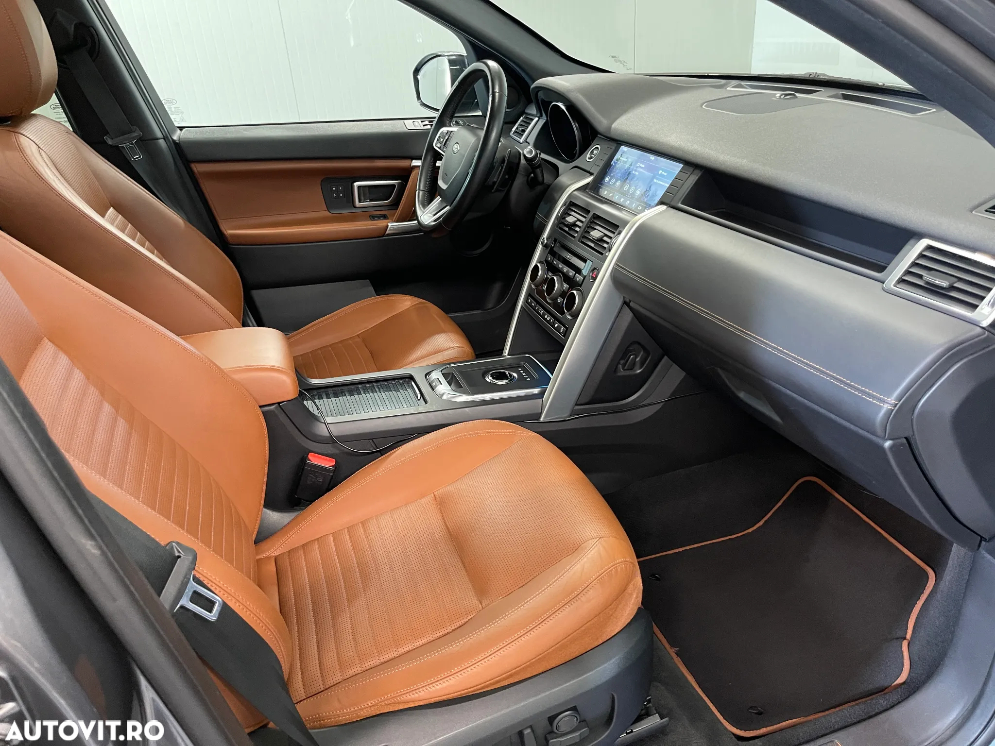 Land Rover Discovery Sport 2.0 l TD4 HSE Luxury Aut. - 11