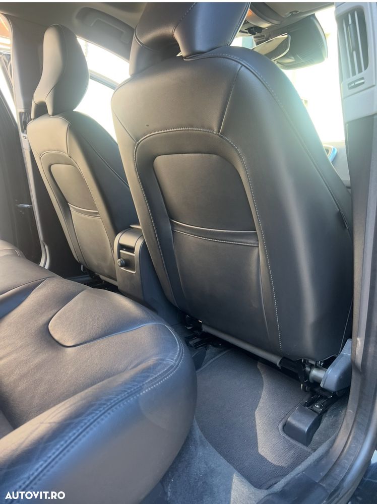 Volvo XC 60 - 11