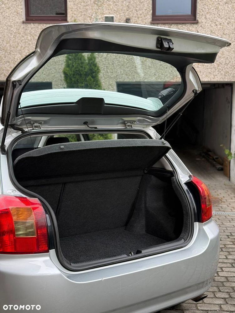Toyota Corolla 1.6 VVT-i Terra - 10