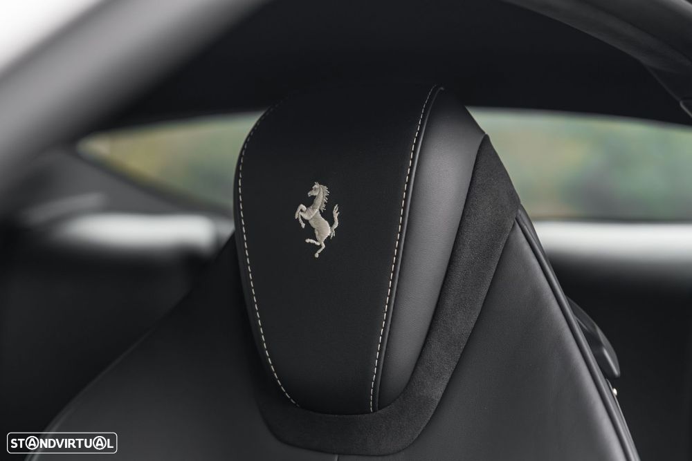Ferrari Roma - 21