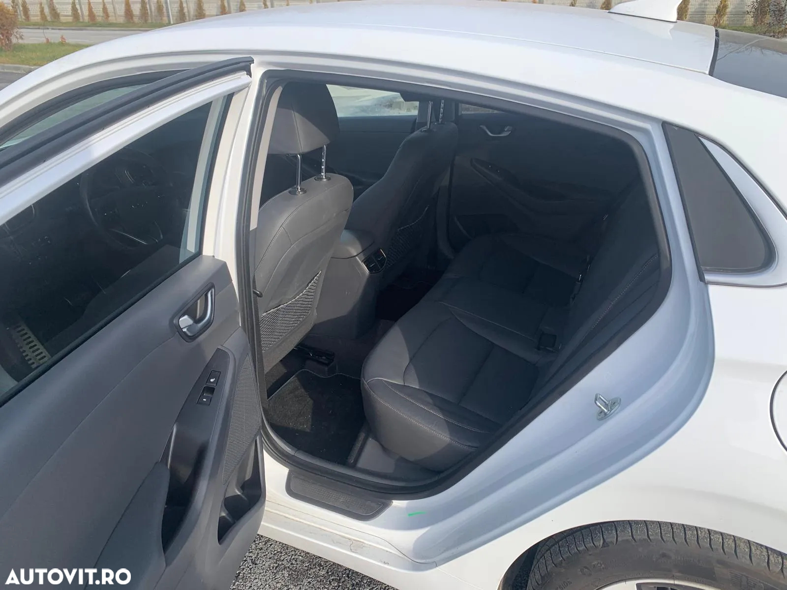 Hyundai IONIQ Electric 120CP Exclusive - 11