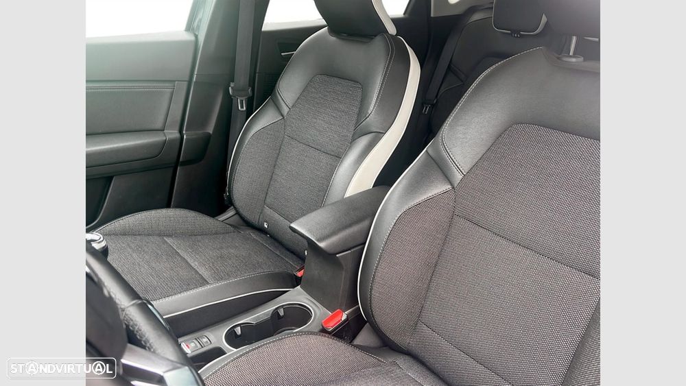 Renault Captur 1.0 TCe Techno - 13