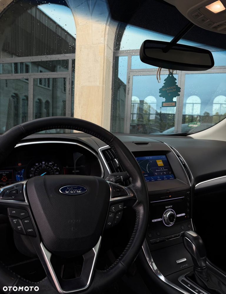 Ford Edge - 6
