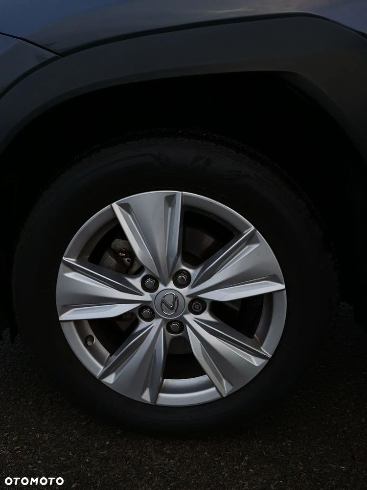 Lexus UX 250h GPF Business Edition 2WD - 39