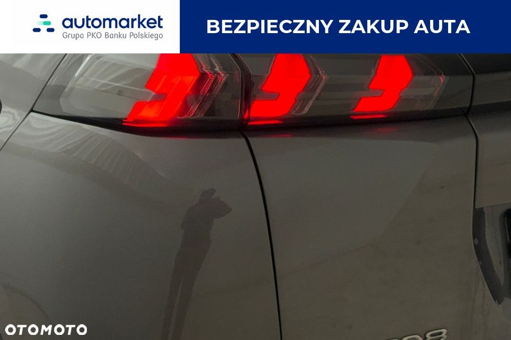 Peugeot 2008 1.2 PureTech Allure S&S - 11