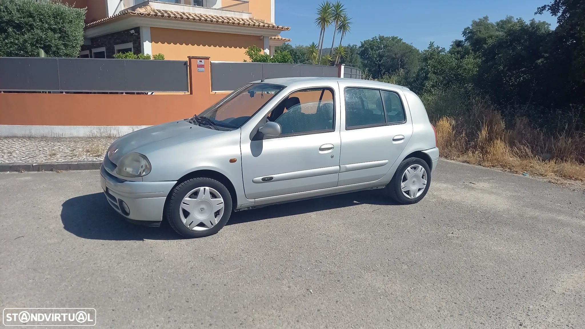 Renault Clio 1.2 16V Tech´Road - 1