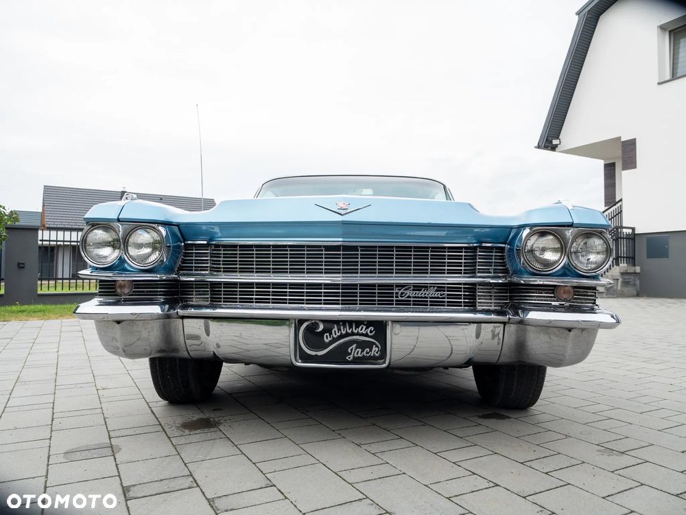 Cadillac Deville - 4