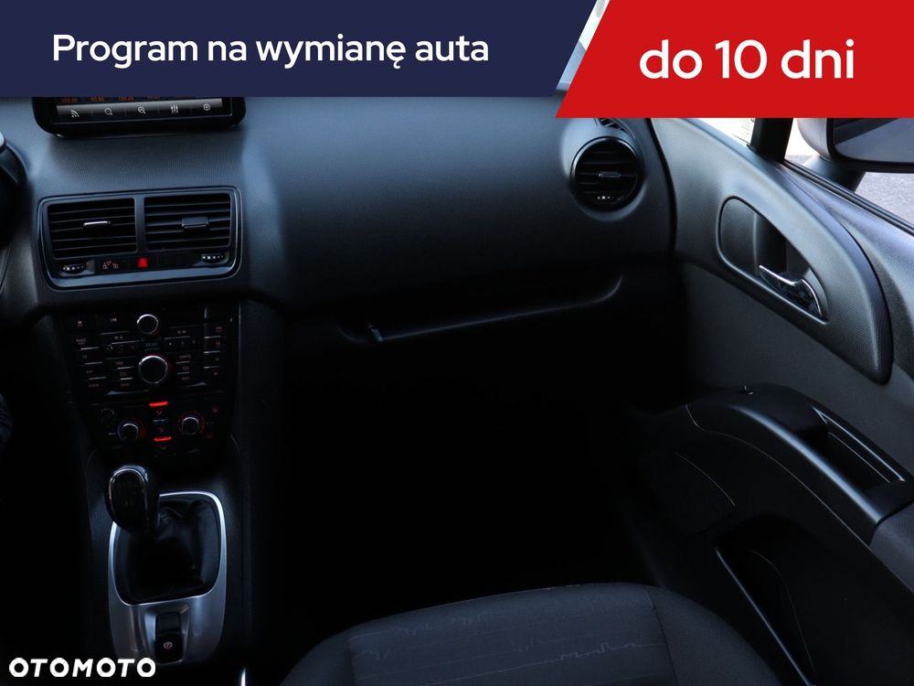 Opel Meriva - 10