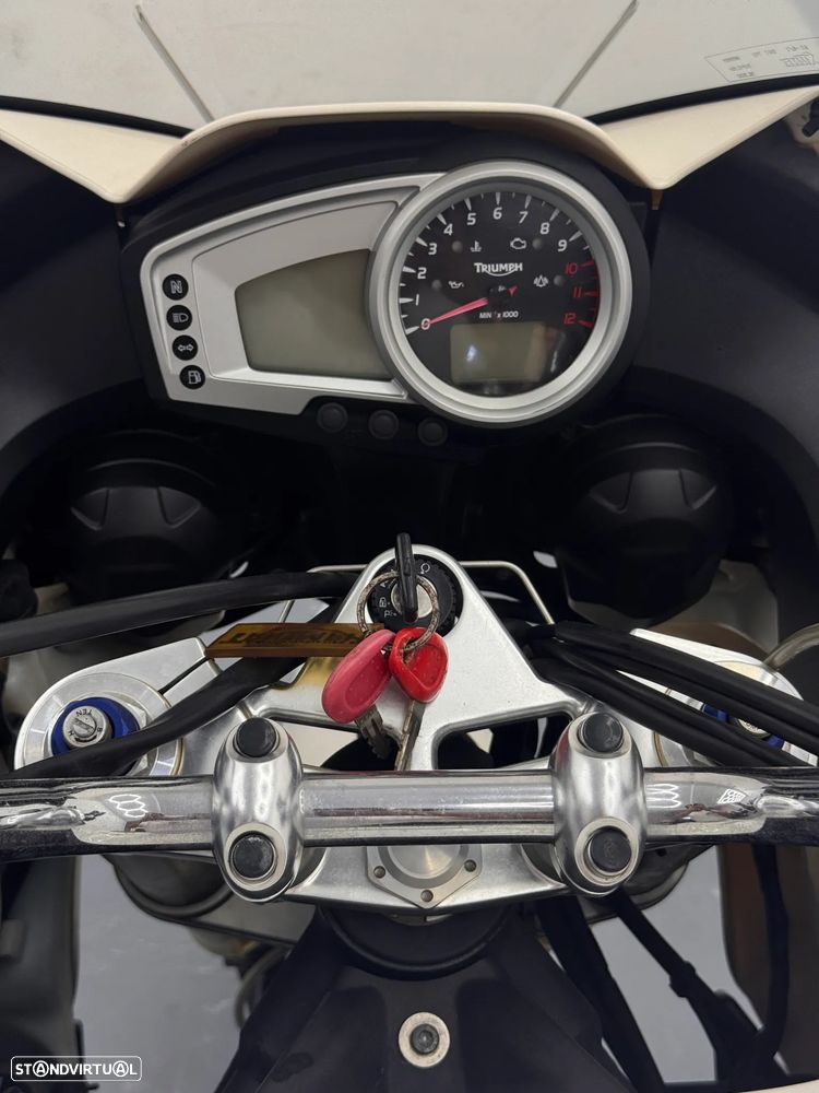Triumph Tiger 1050 - 14
