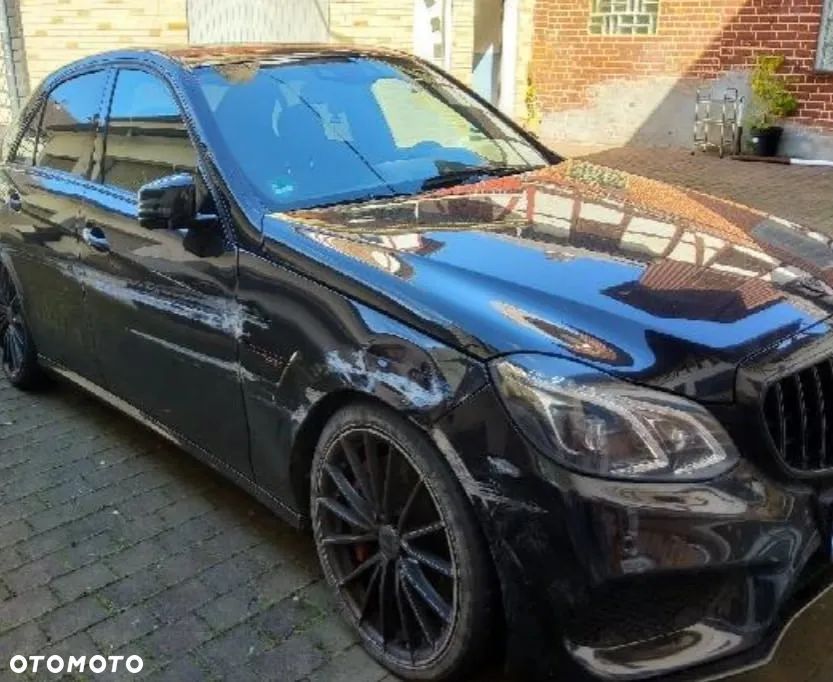 Mercedes-Benz Klasa E 500 4-Matic BlueEff Avantgarde - 1