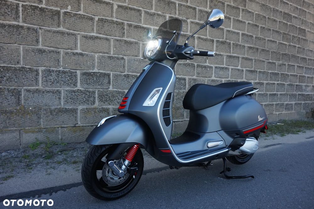 Piaggio Vespa - 3