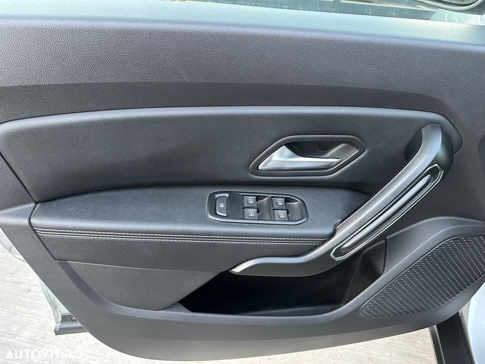 Dacia Duster SCe 115 2WD Prestige - 8