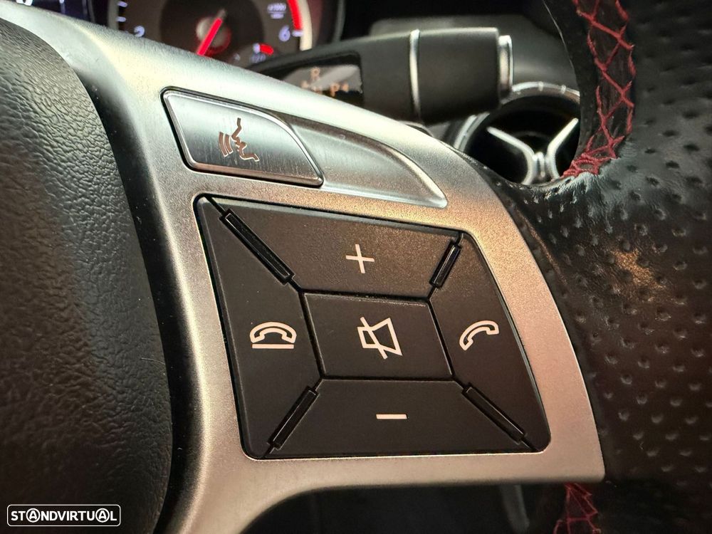 Mercedes-Benz CLA 220 d 7G-DCT AMG Line - 19