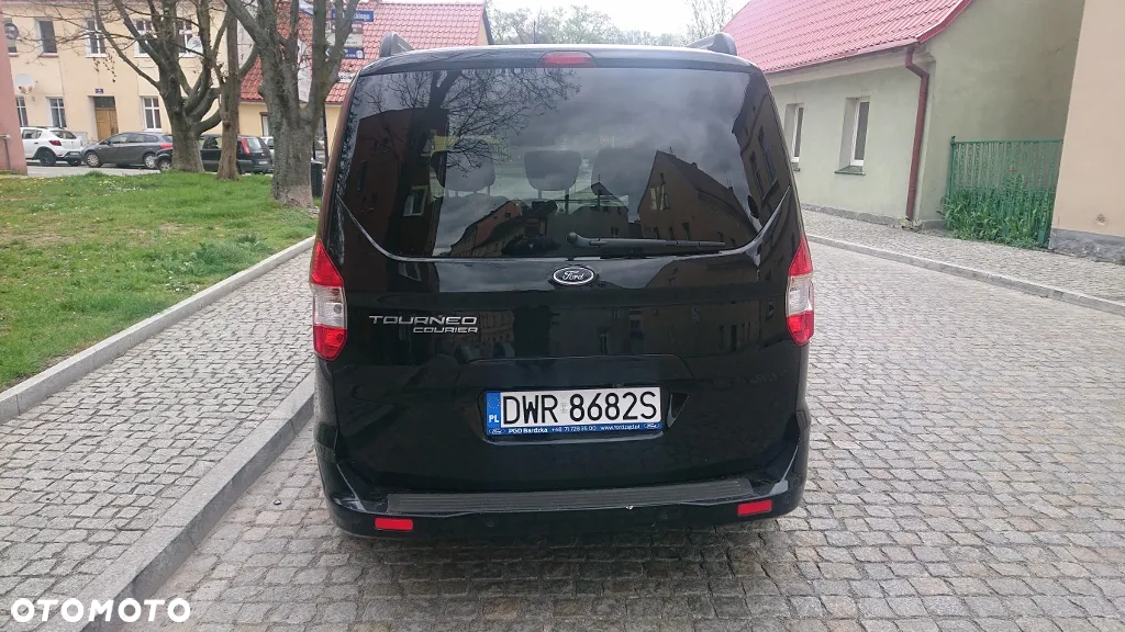 Ford Tourneo Courier 1.0 EcoBoost Titanium - 7