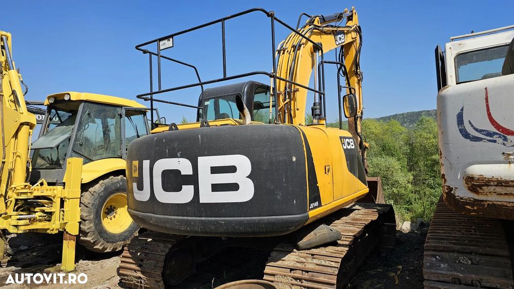 JCB JS 145 Excavator pe senile - 7