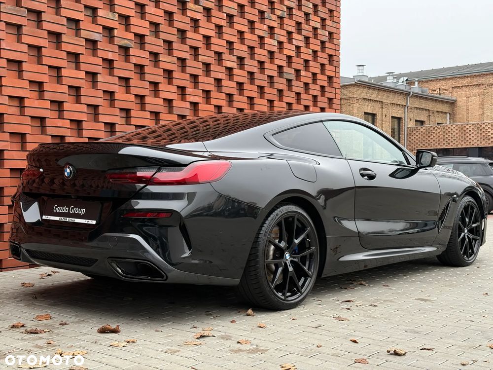 BMW Seria 8 - 7