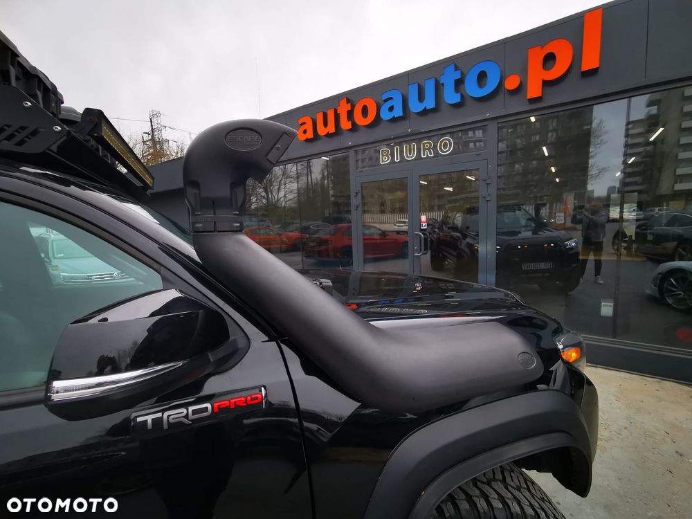 Toyota Tacoma - 9