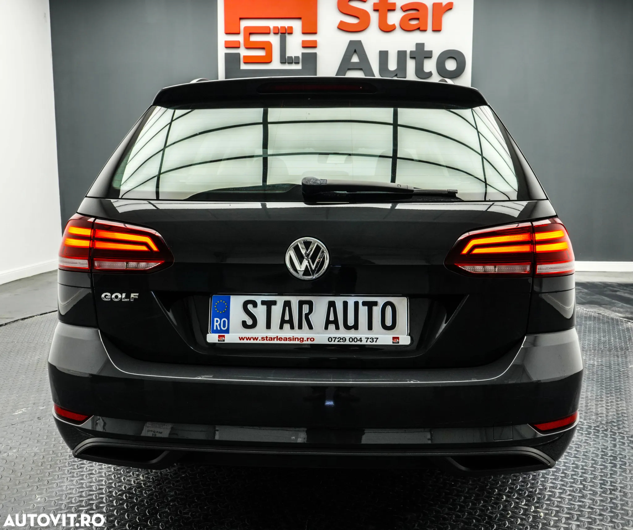 Volkswagen Golf 1.6 TDI Comfortline - 6
