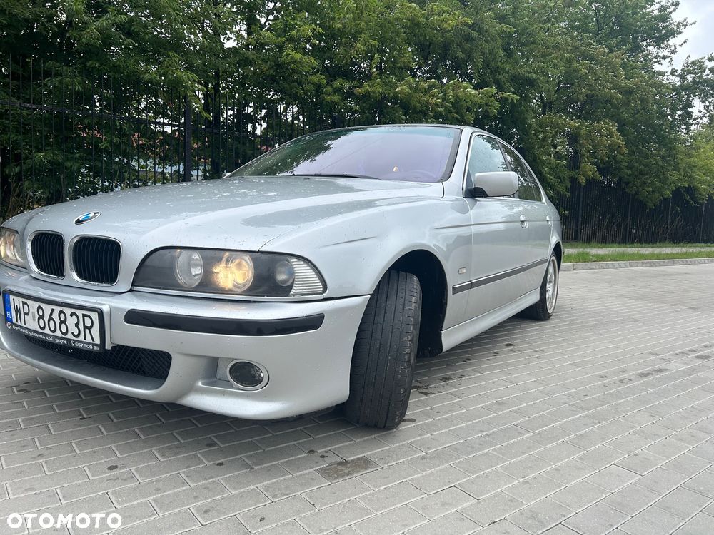 BMW Seria 5 523i - 1