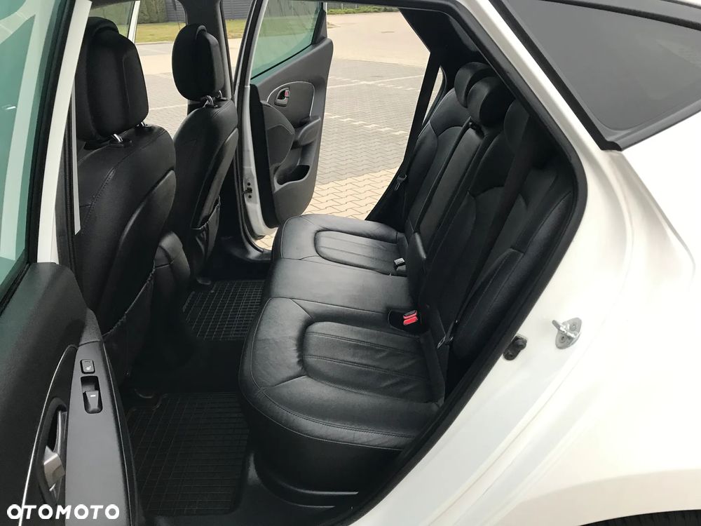 Hyundai ix35 2.0 CRDi 4WD Premium - 31