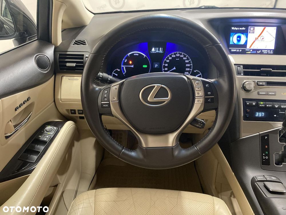 Lexus RX - 12