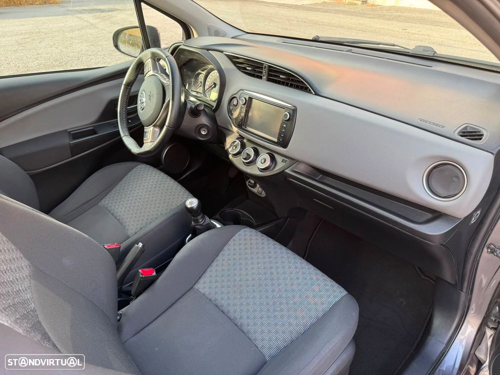 Toyota Yaris 1.0 VVT-i Comfort+P.Style - 14