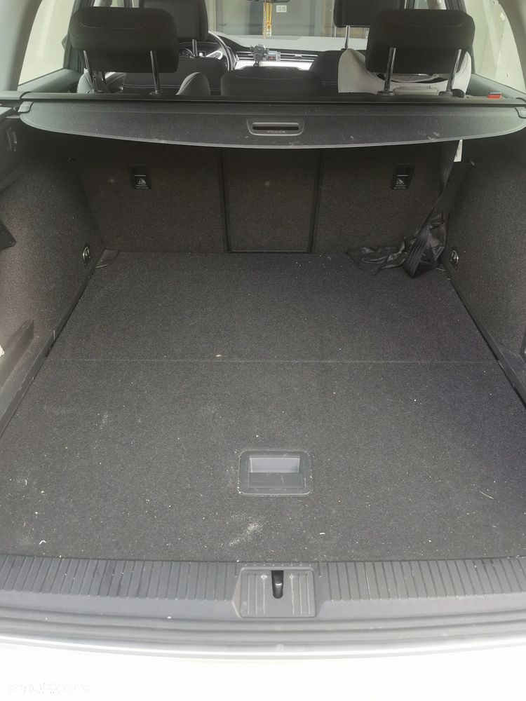 Volkswagen Passat 1.5 TSI EVO Elegance - 6