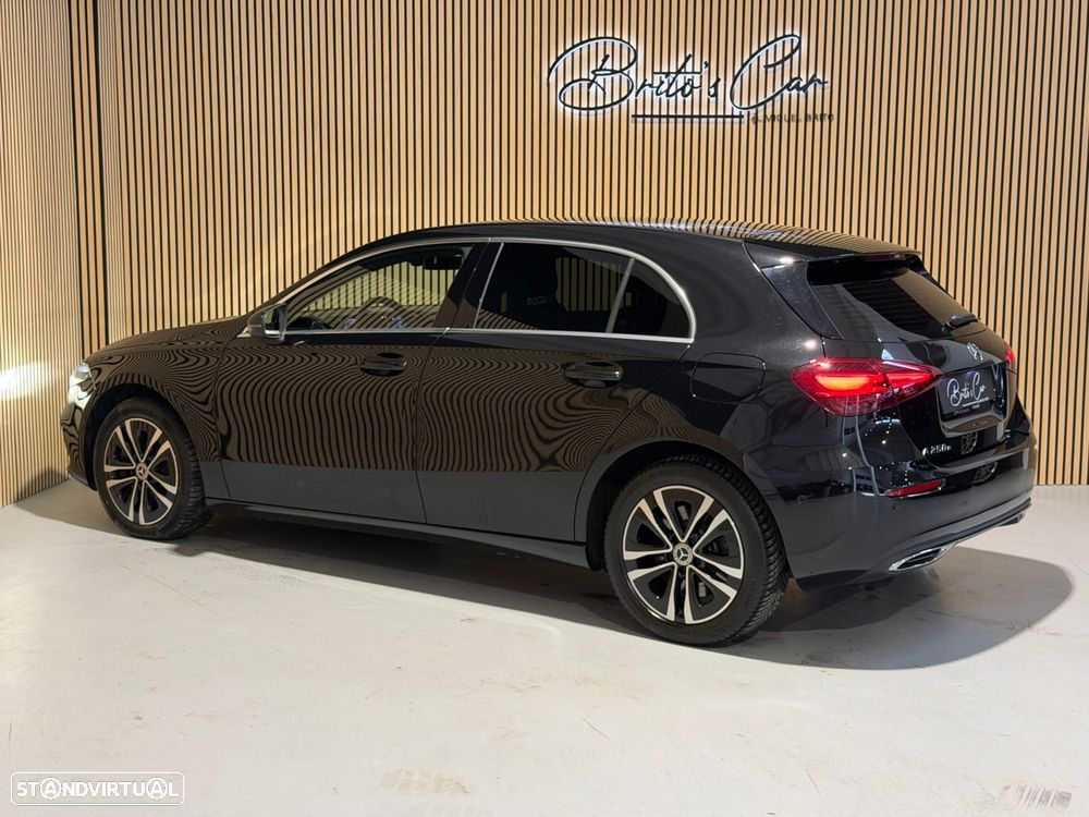 Mercedes-Benz A 250 e Progressive - 3